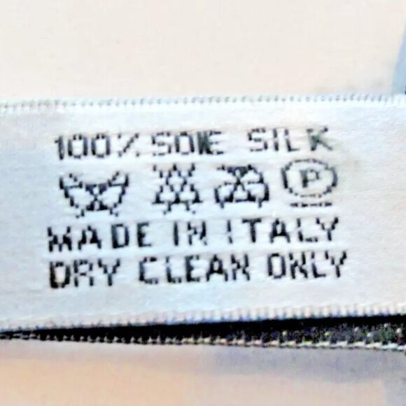 NEW AUTHENTIC RARE 2022 100% SILK CHRISTIAN DIOR PARIS SCARF SCARVE GOLD 60"X20" - Picture 10 of 15